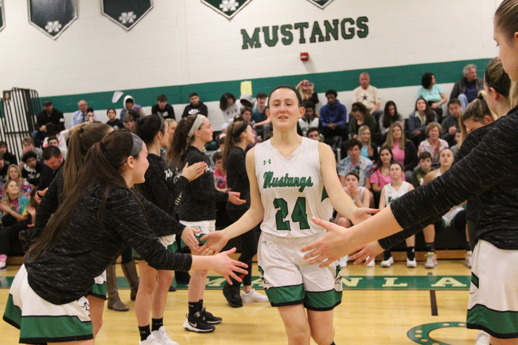 Mainland Middle girls CAL tournament